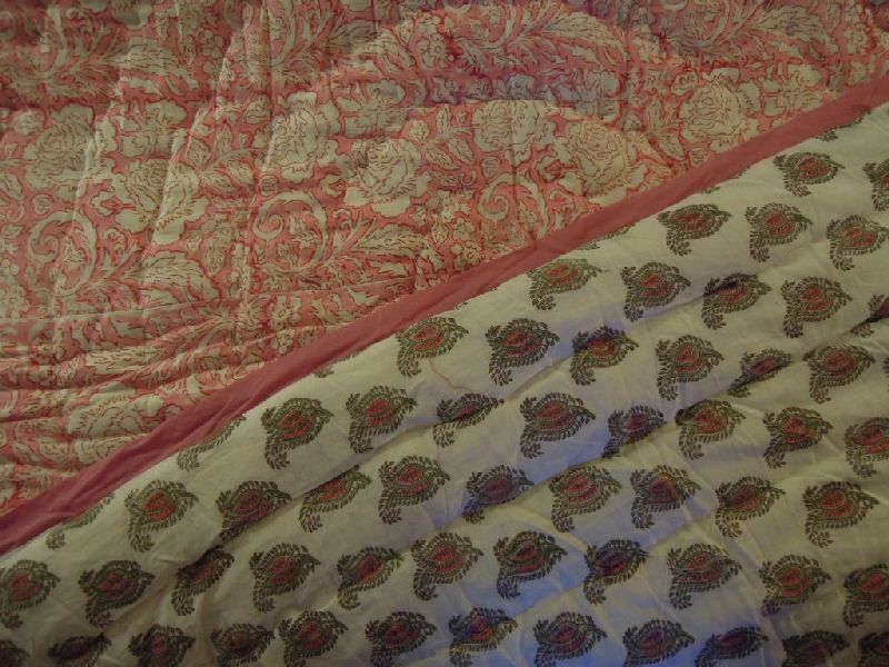 Couverture indienne rose en coton