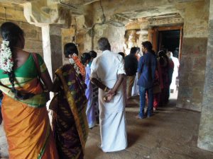 Queue pour voir le temple à Gangaikondacholapuram