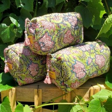 Trio de trousses de toilette imprimé Waterlily