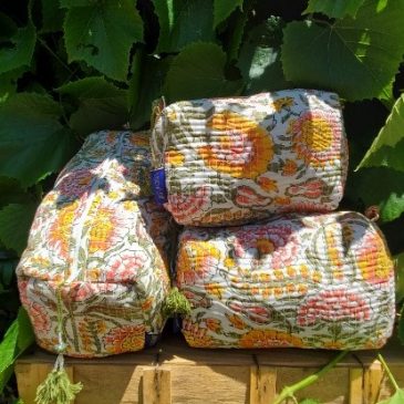 Trio de trousses de toilette imprimé Summer