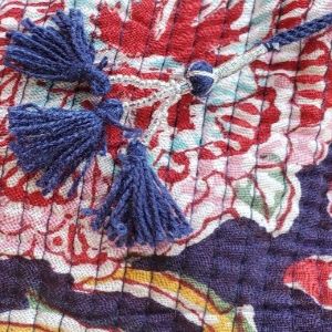 Pompons sur zip trousses de toilette Night