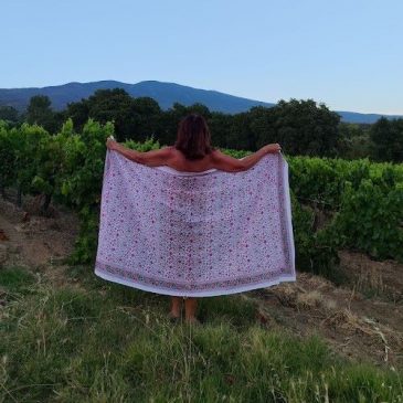 Paréo voile de coton fond blanc multifloral